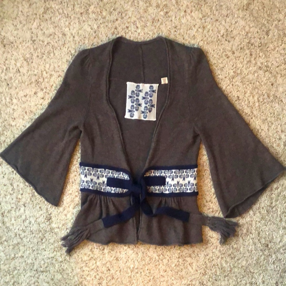 Women’s cardigan sweater